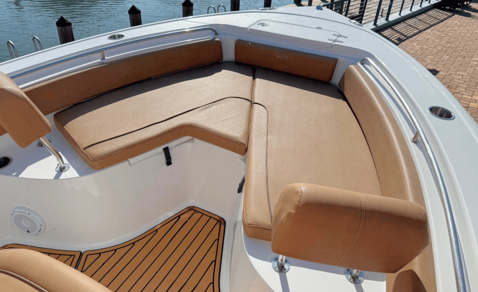 22ft Sea Hunt Yacht For Sale