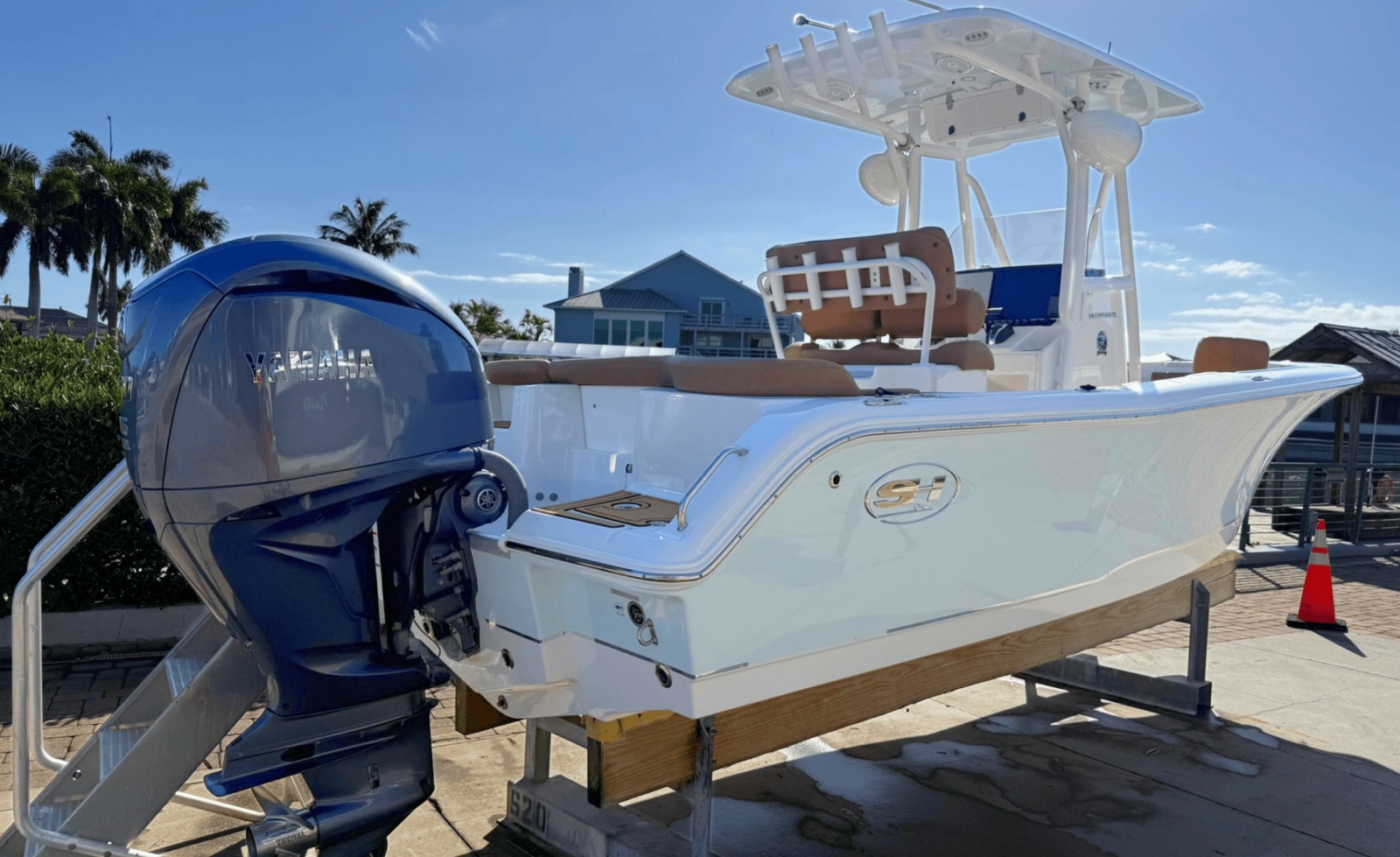 22' 2021 Sea Hunt Ultra 229