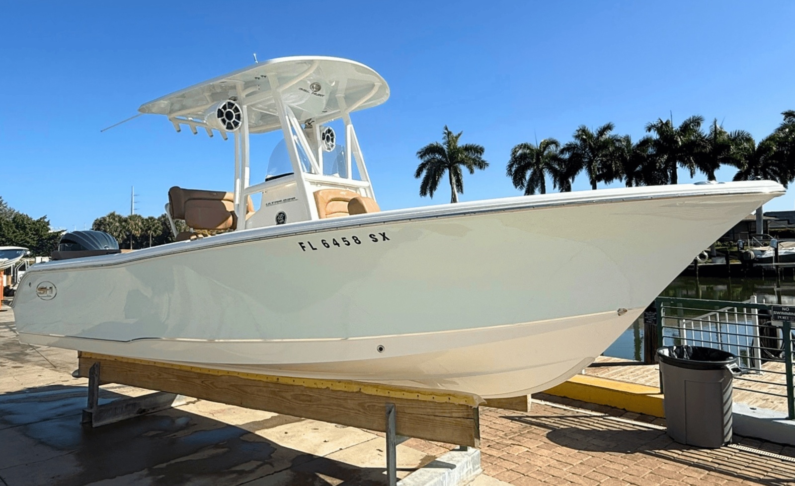 22ft Sea Hunt Yacht For Sale