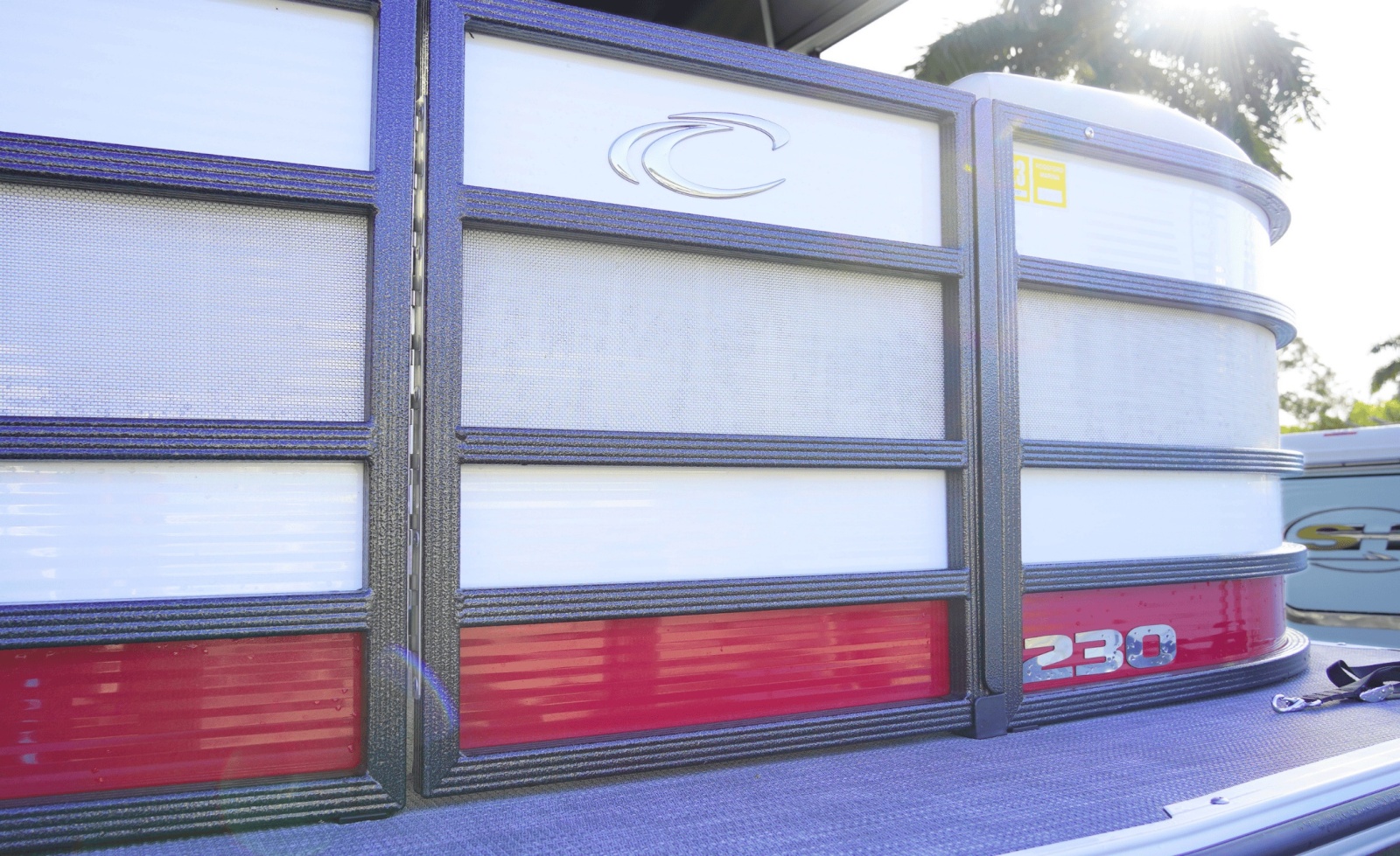 23' 2023 Crest 230 Caribbean LX