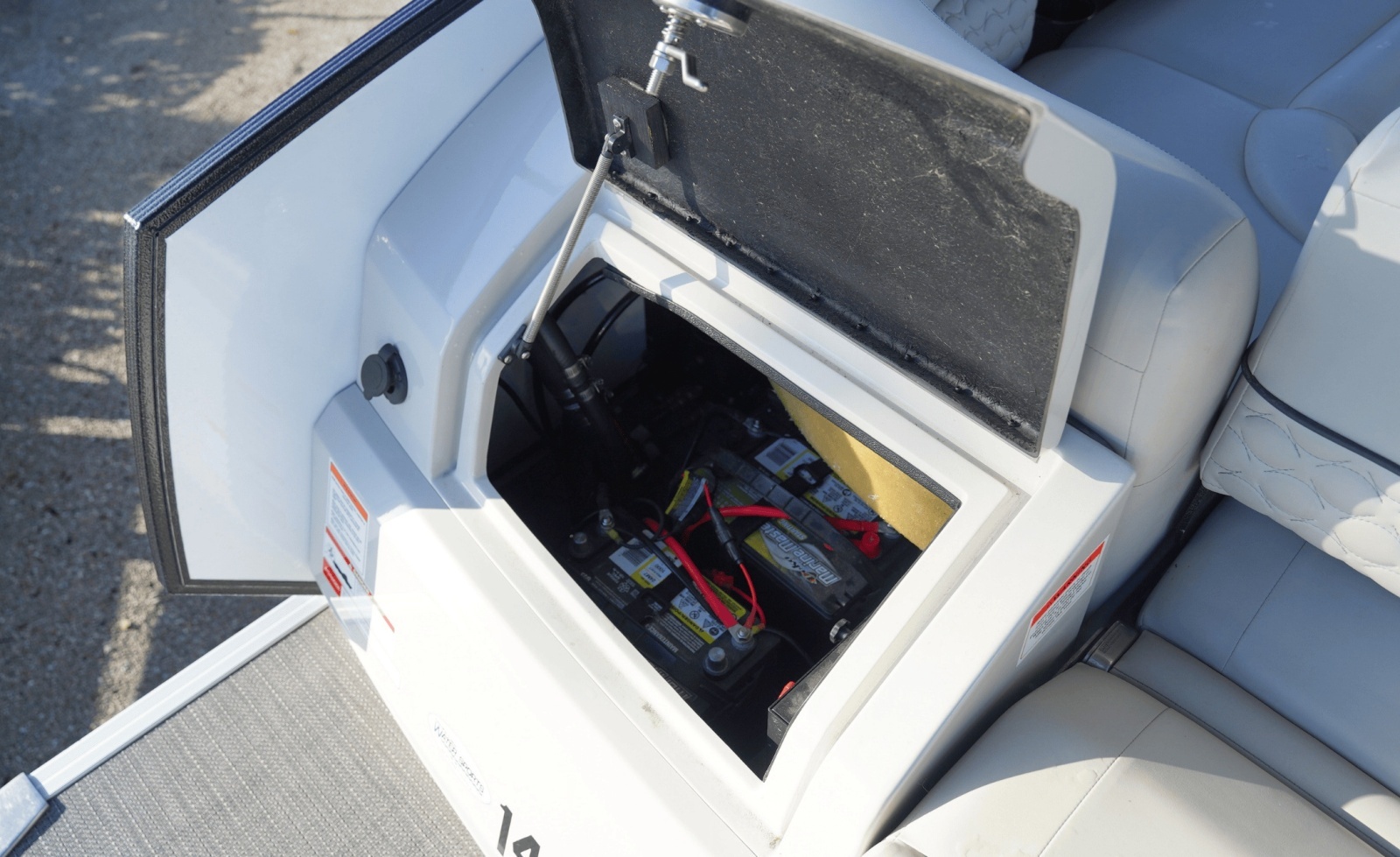 23ft Crest Yacht For Sale