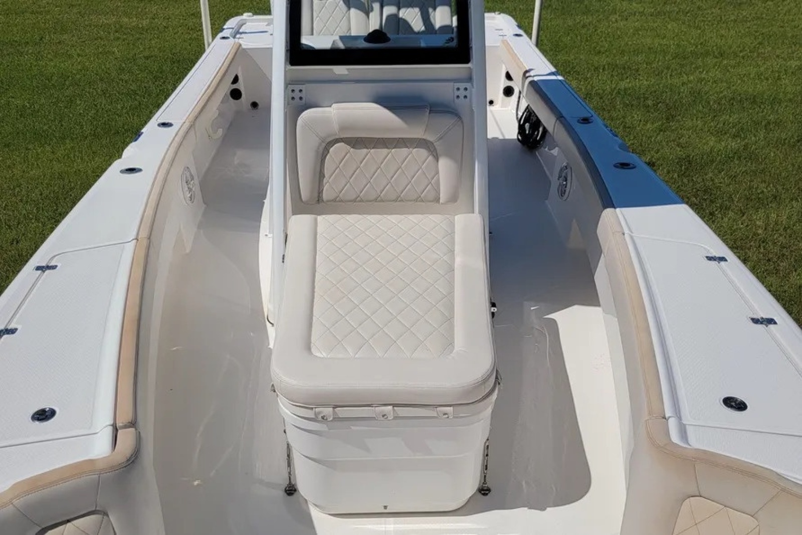 28ft Blue Wave Yacht For Sale