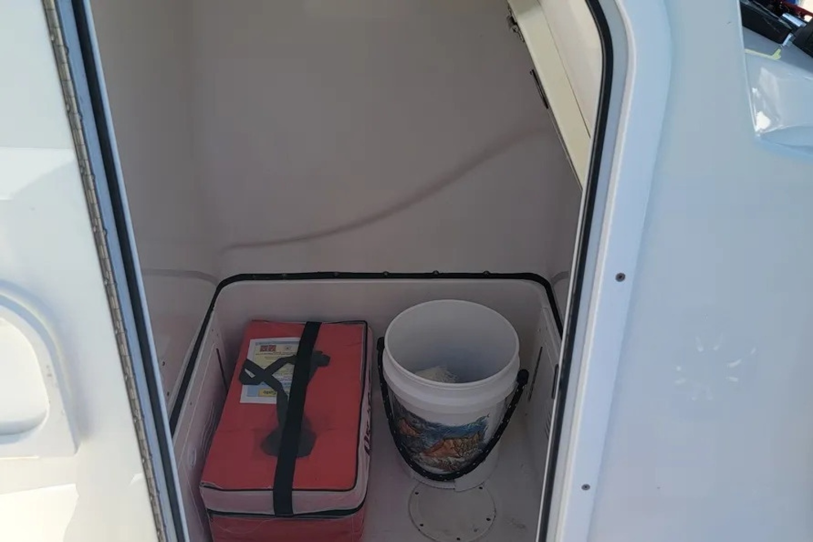 28ft Blue Wave Yacht For Sale