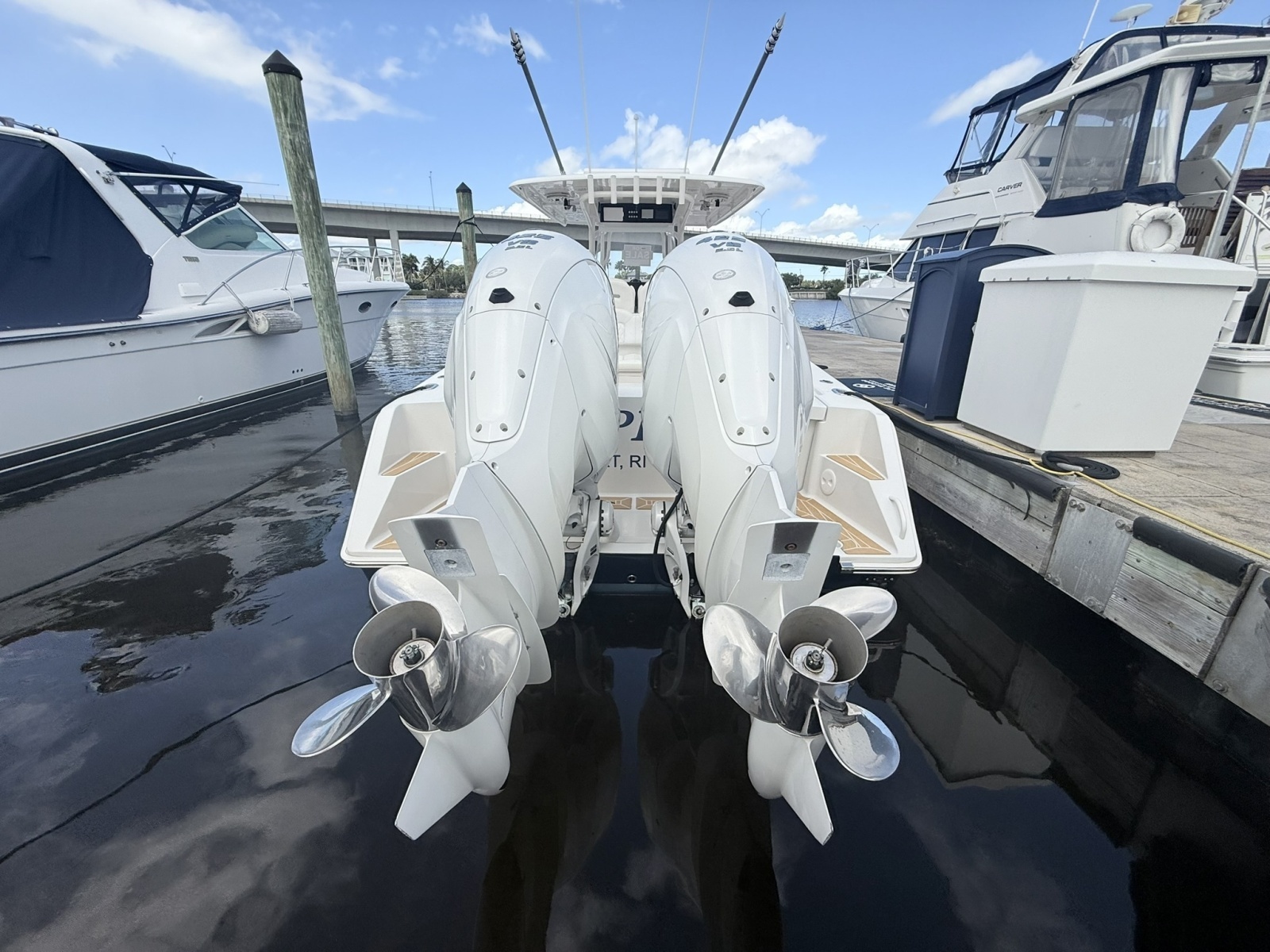 Jupiter 38 - PLAYPEN - Twin Yamaha Engines