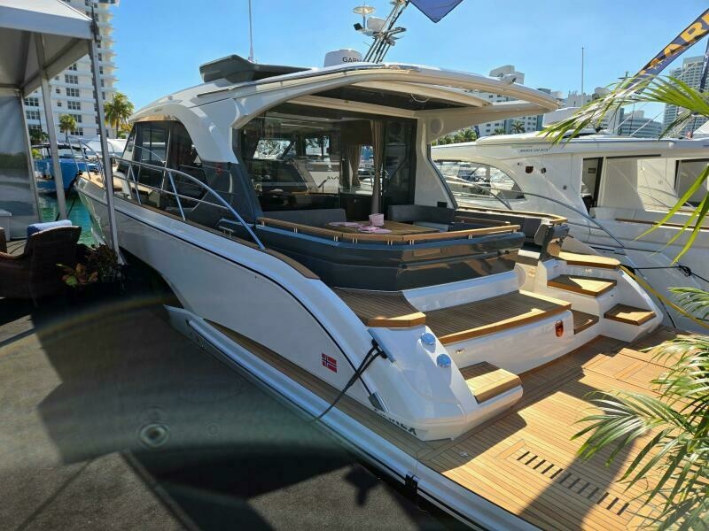 44ft Marex Yacht For Sale
