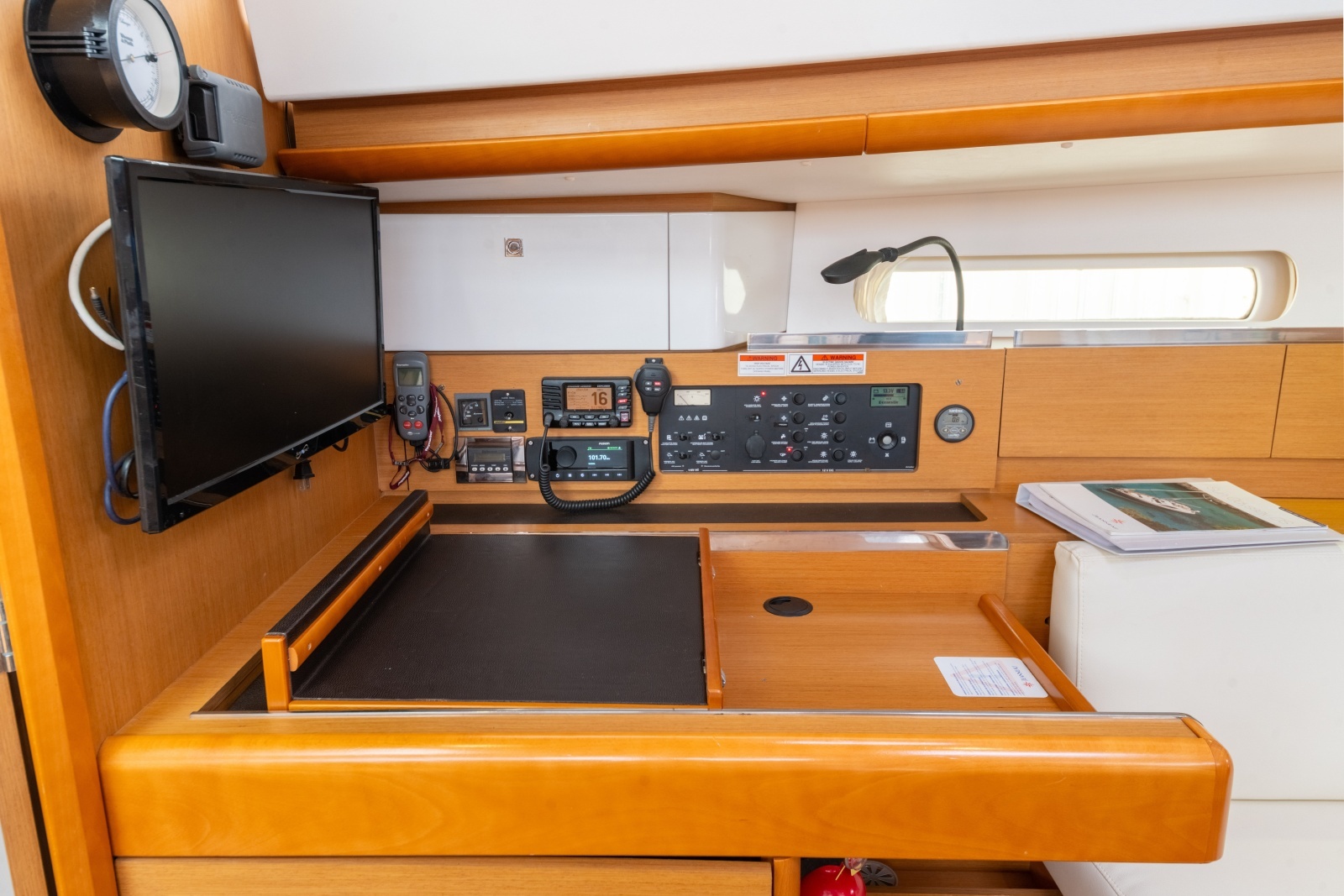 2015 Jeanneau 41 DS