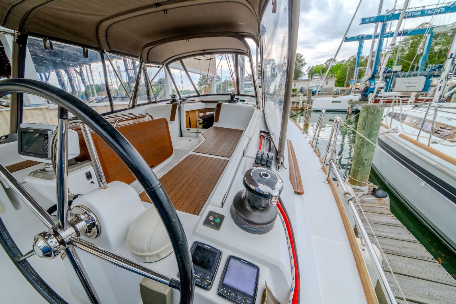 2015 Jeanneau 41 DS