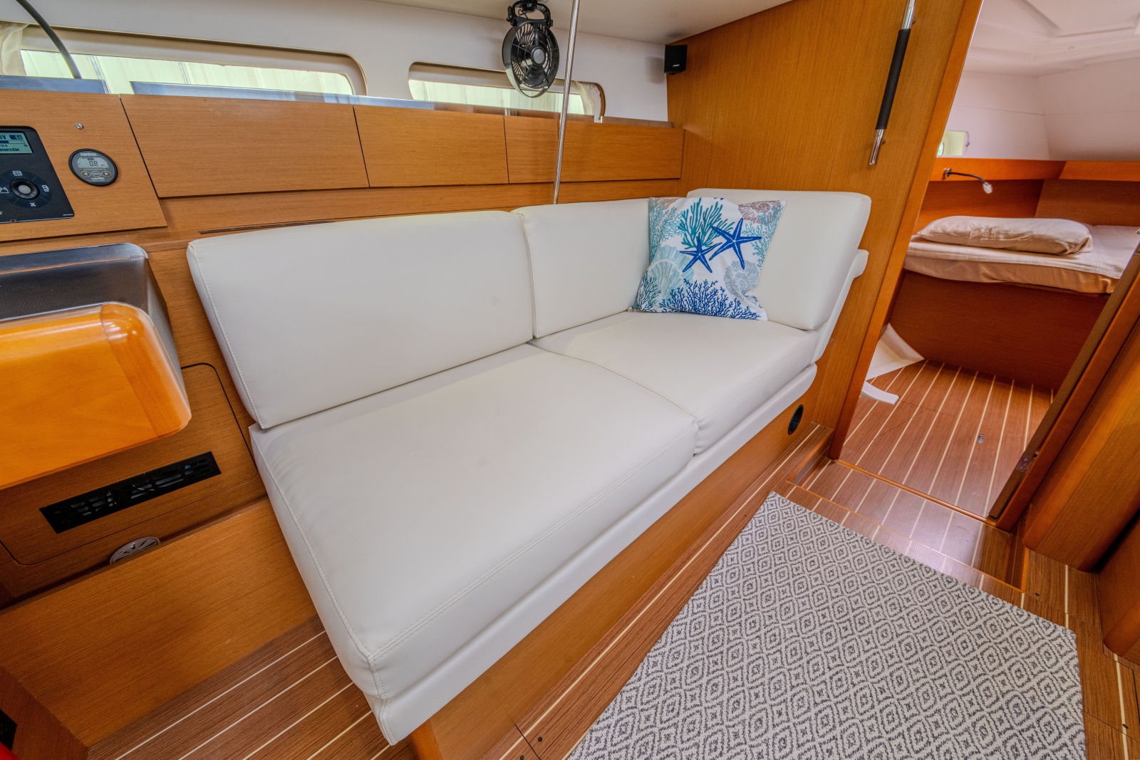 2015 Jeanneau 41 DS