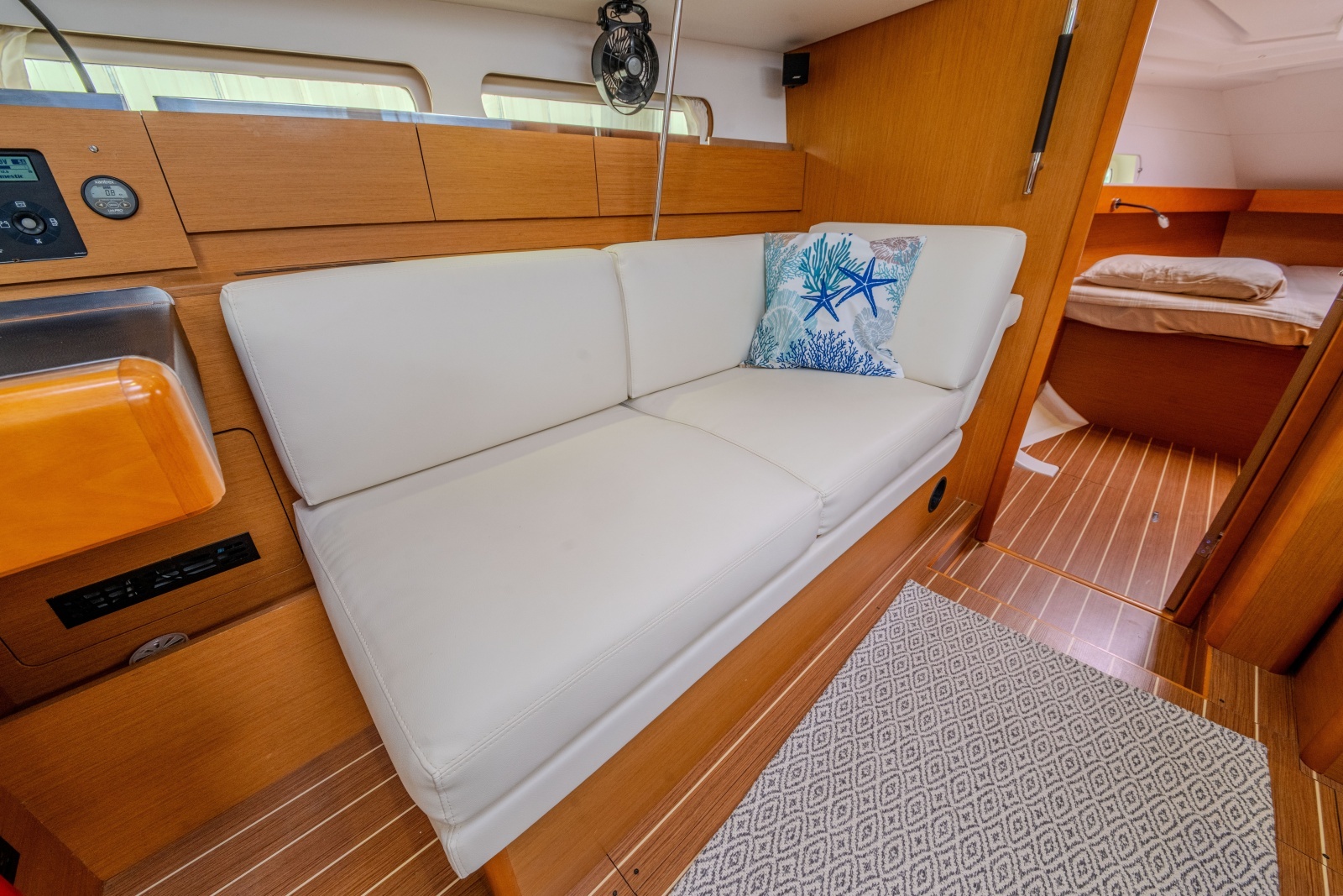 2015 Jeanneau 41 DS
