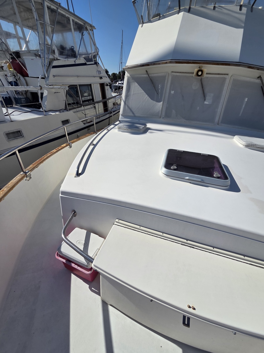 46' 1989 Grand Banks Classic 46