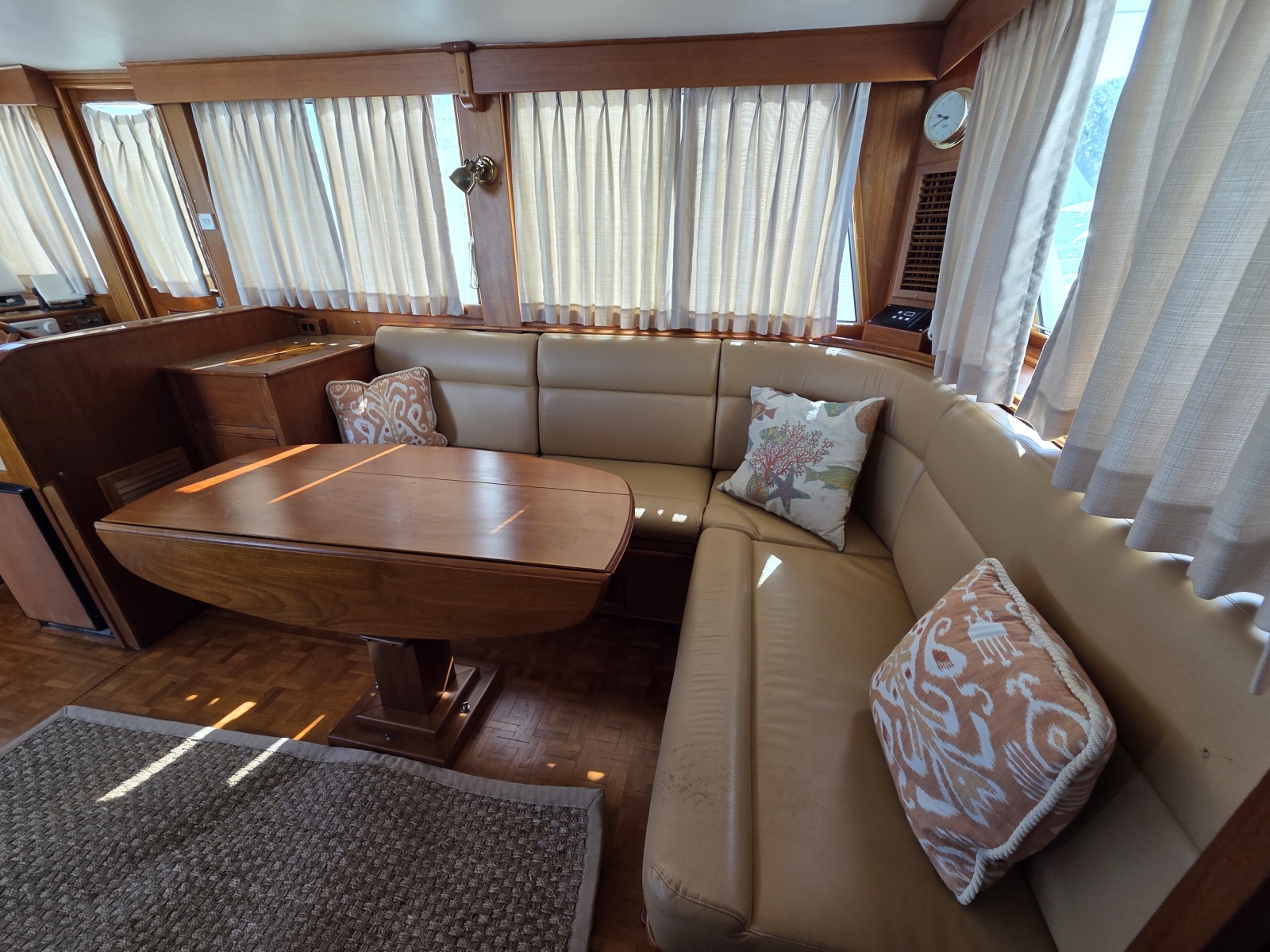 46' 1989 Grand Banks Classic 46