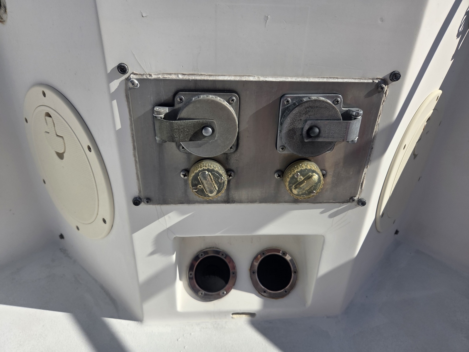 1989 Grand Banks Classic 46