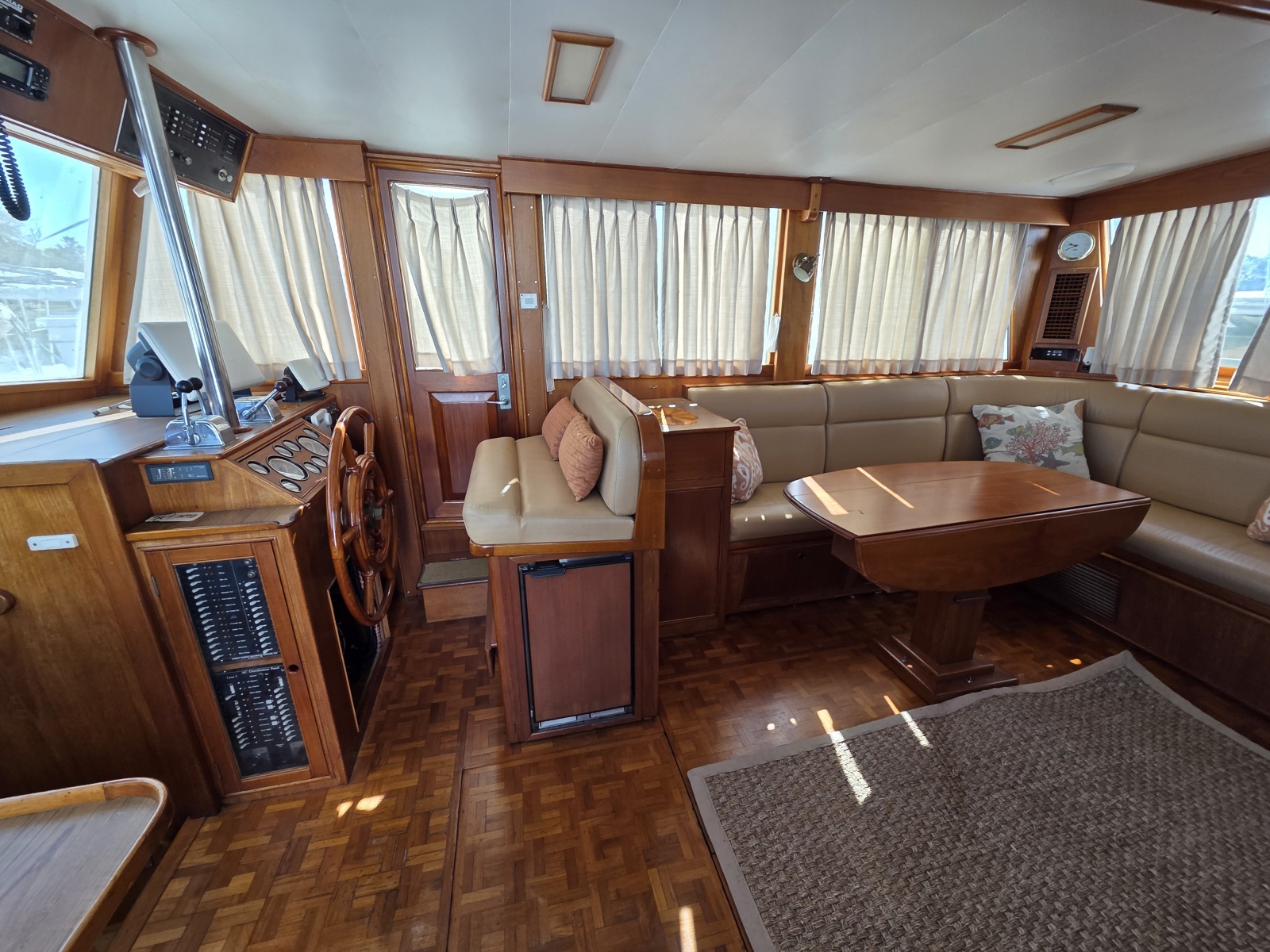 46' 1989 Grand Banks Classic 46