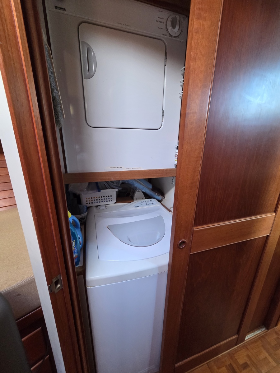 46' 1989 Grand Banks Classic 46