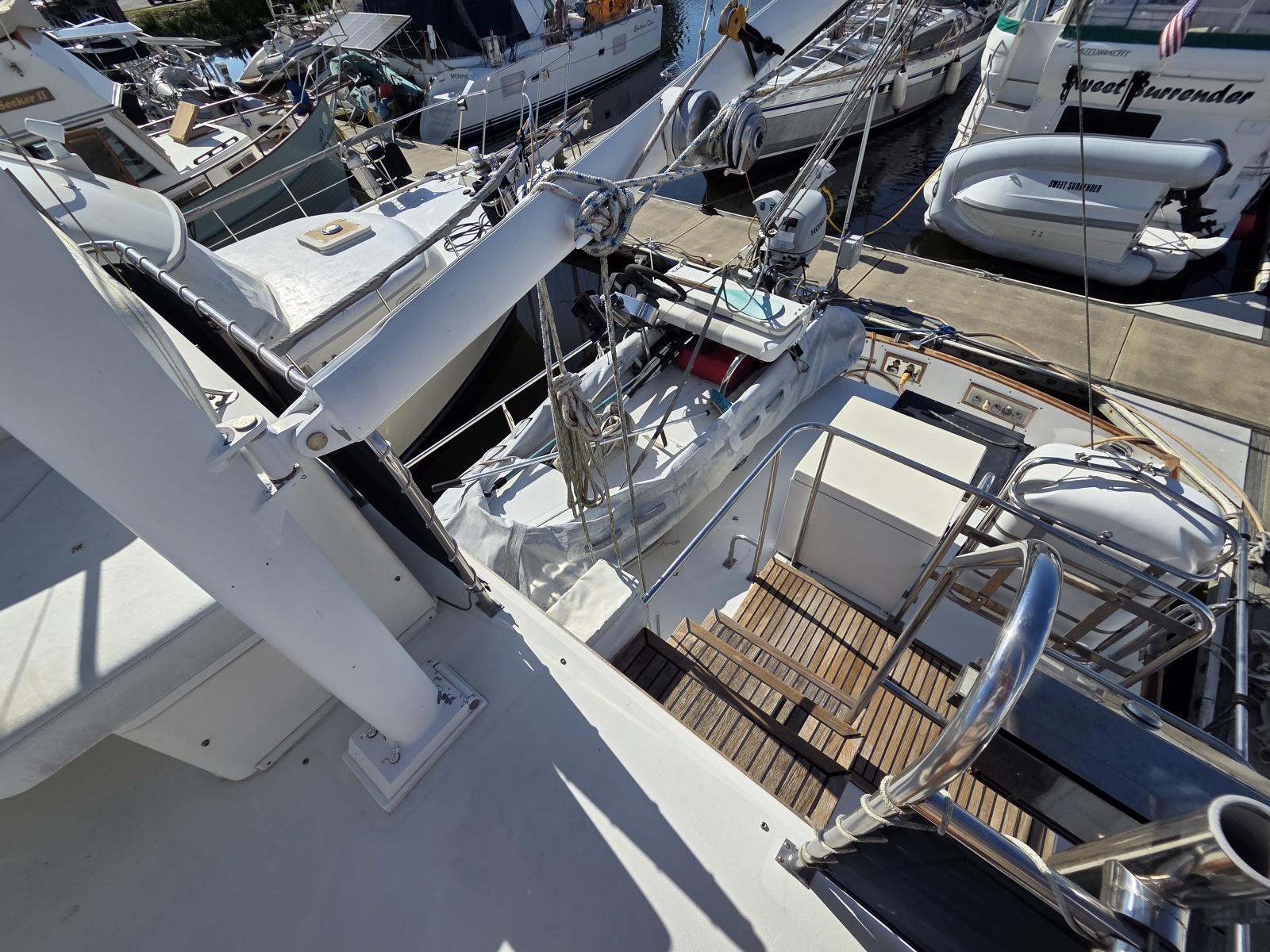 46' 1989 Grand Banks Classic 46