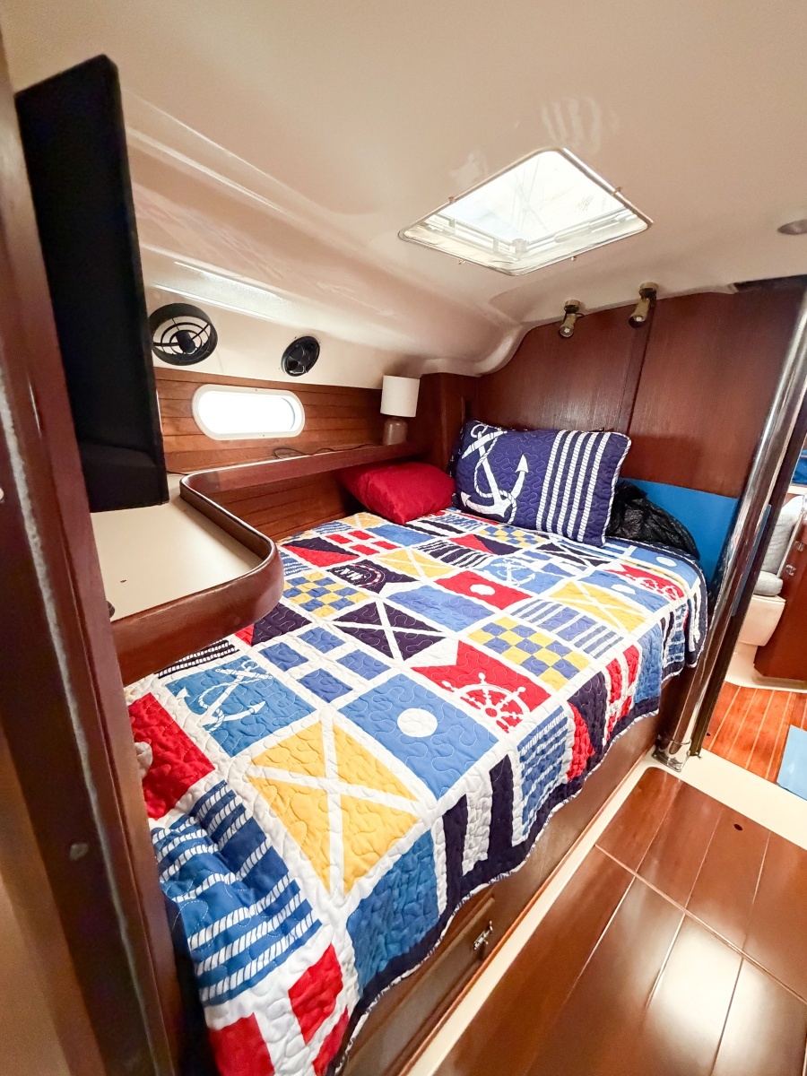KUZON 43ft Hunter Yacht For Sale