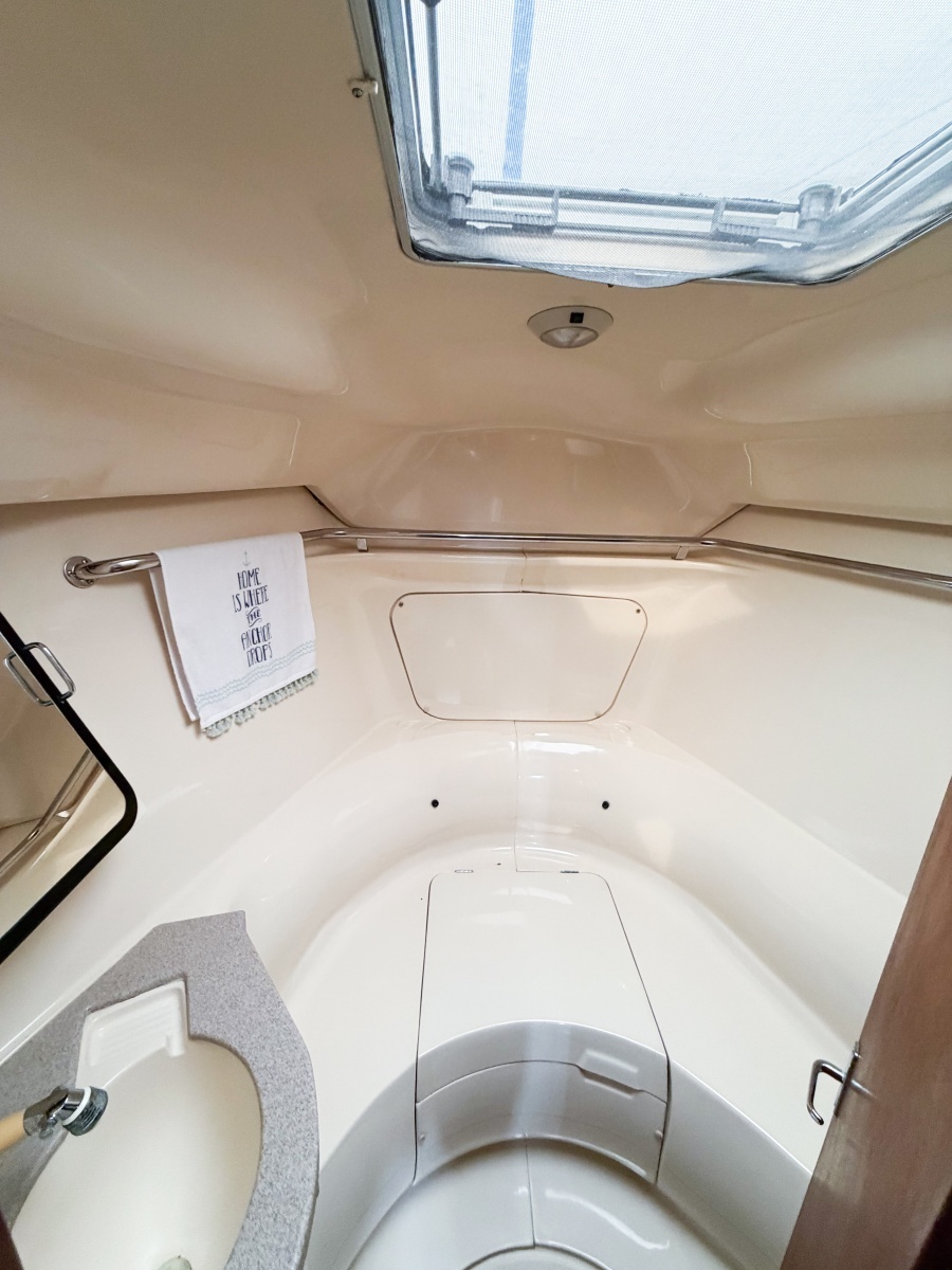 KUZON 43ft Hunter Yacht For Sale