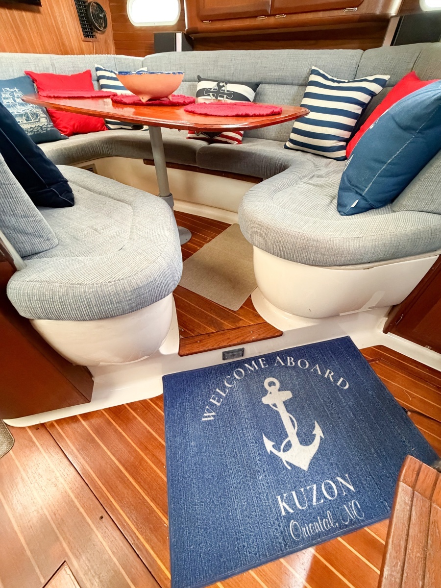 KUZON 43ft Hunter Yacht For Sale