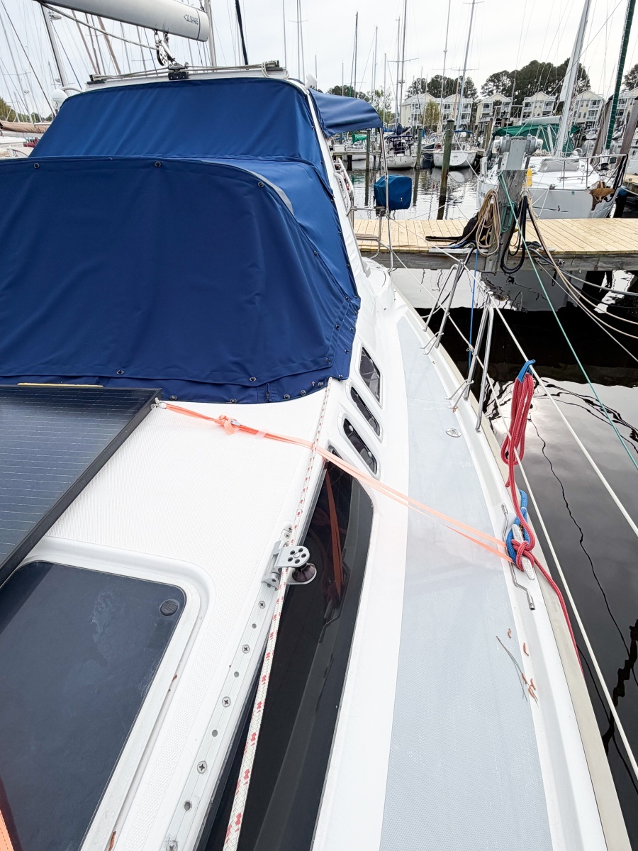 KUZON 43ft Hunter Yacht For Sale
