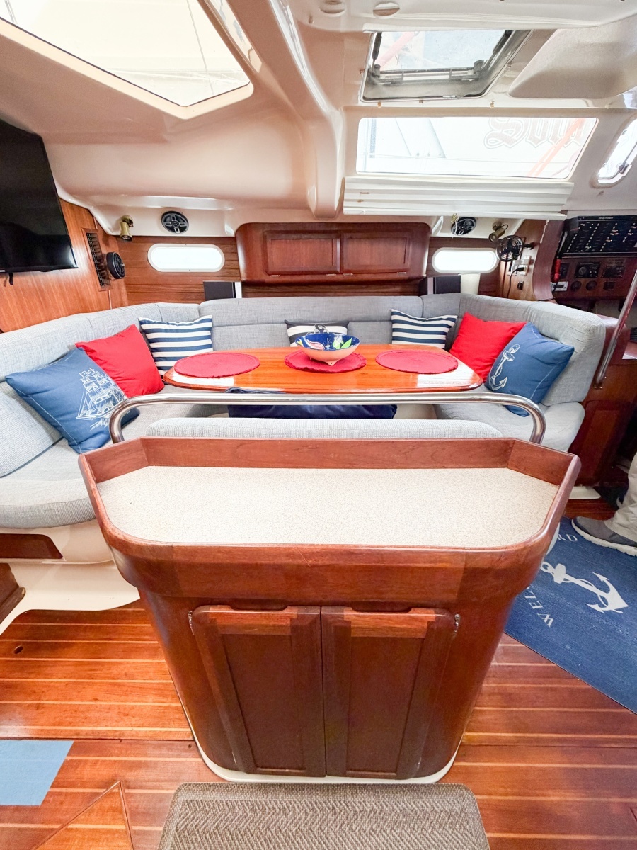 KUZON 43ft Hunter Yacht For Sale