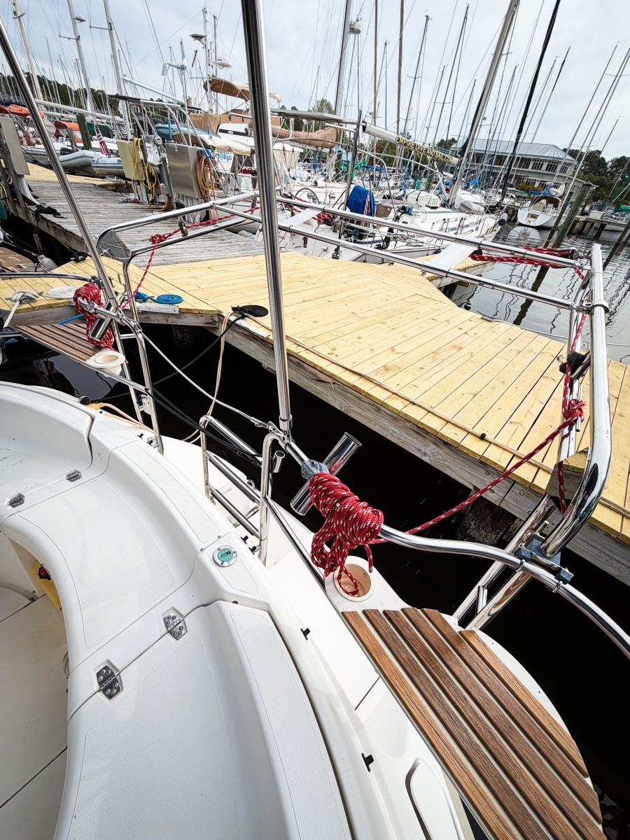 KUZON 43ft Hunter Yacht For Sale