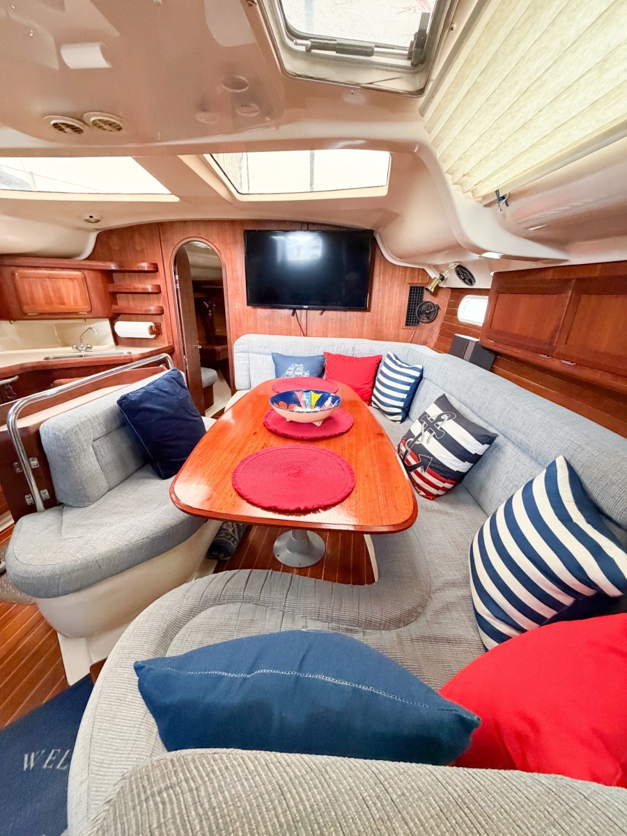 KUZON 43ft Hunter Yacht For Sale