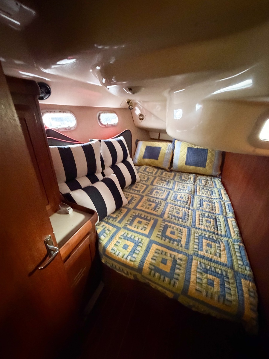 KUZON 43ft Hunter Yacht For Sale