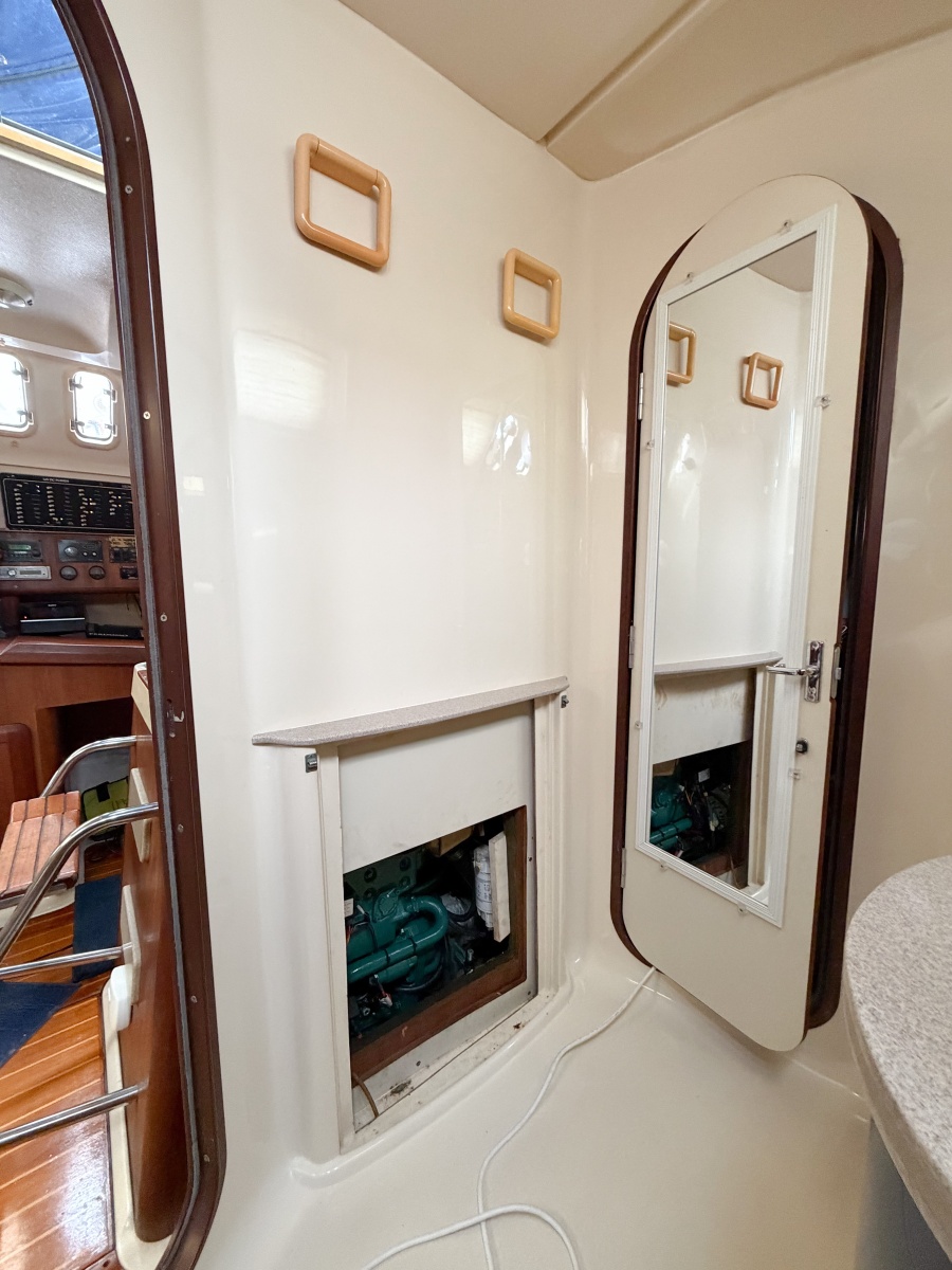 1996 Hunter 430