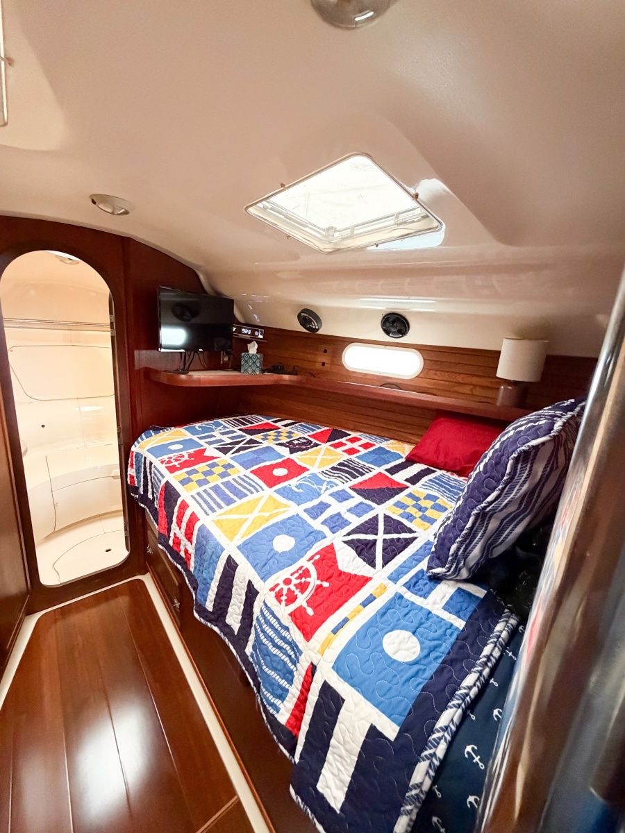 KUZON 43ft Hunter Yacht For Sale