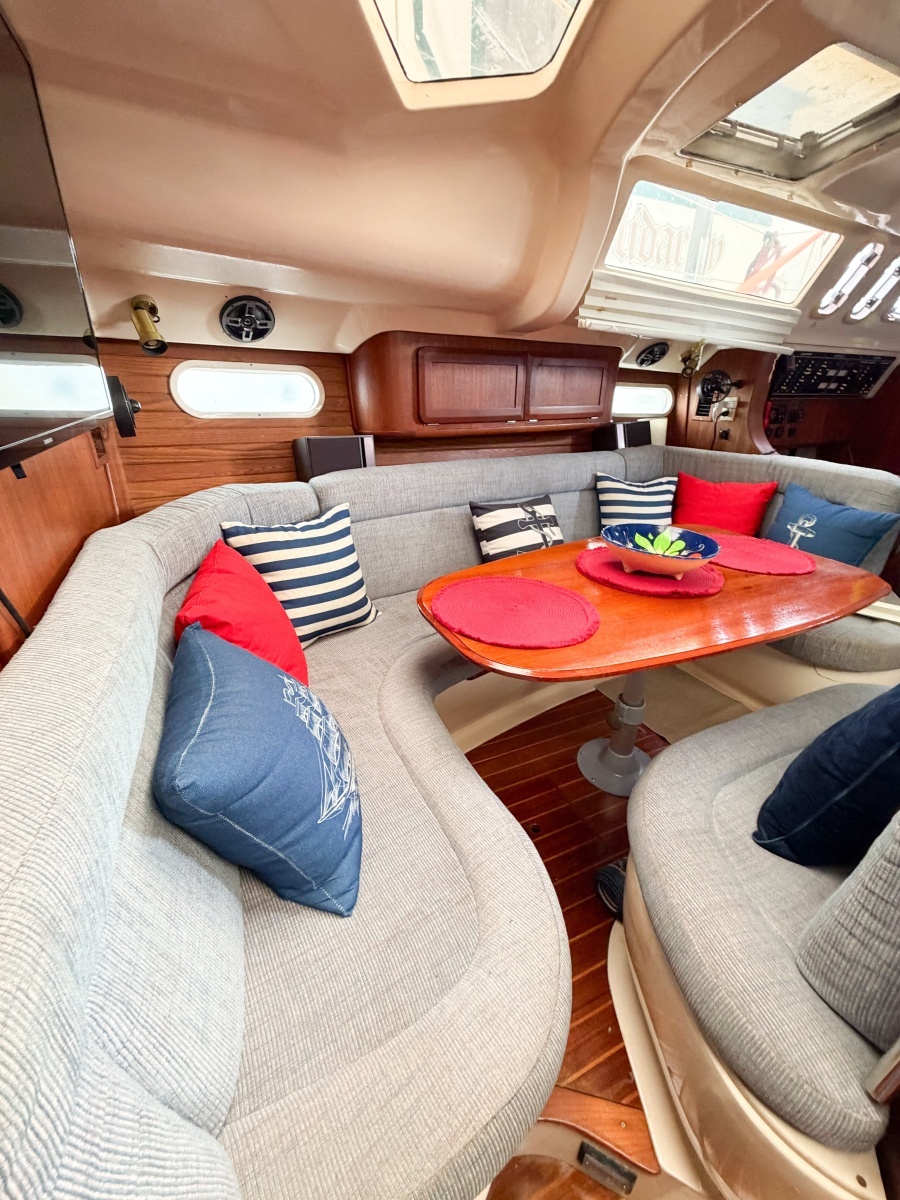 KUZON 43ft Hunter Yacht For Sale