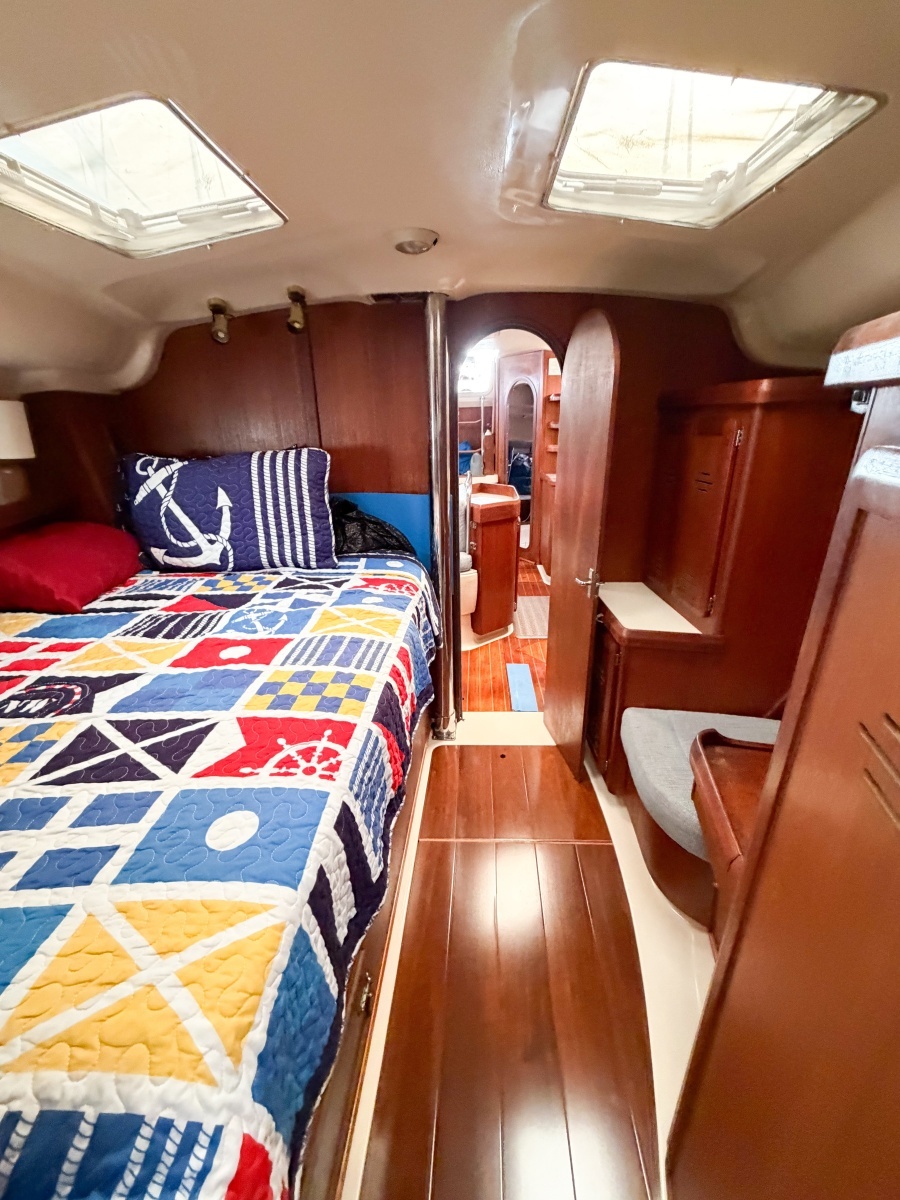 KUZON 43ft Hunter Yacht For Sale