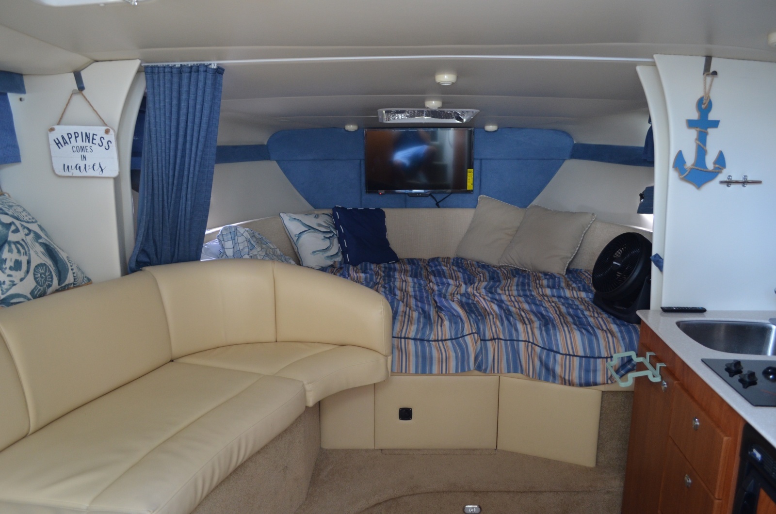 35ft Bayliner Yacht For Sale