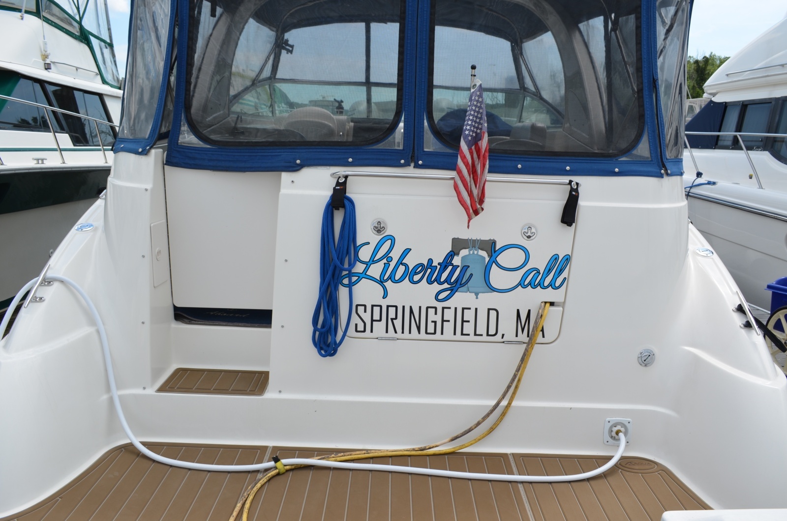 35ft Bayliner Yacht For Sale