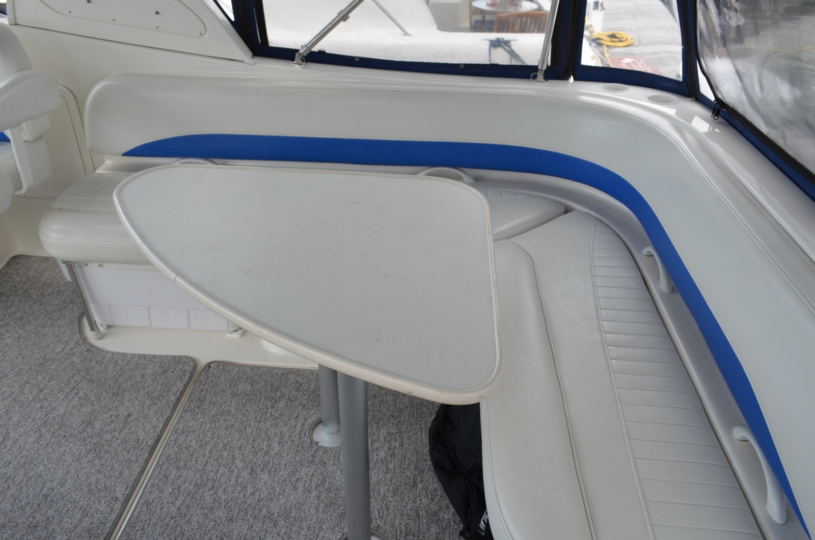 35ft Bayliner Yacht For Sale
