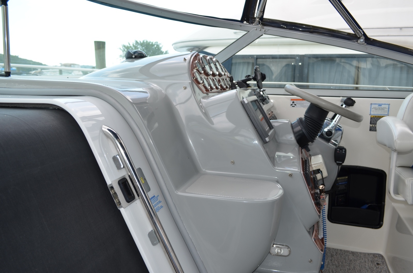 35ft Bayliner Yacht For Sale