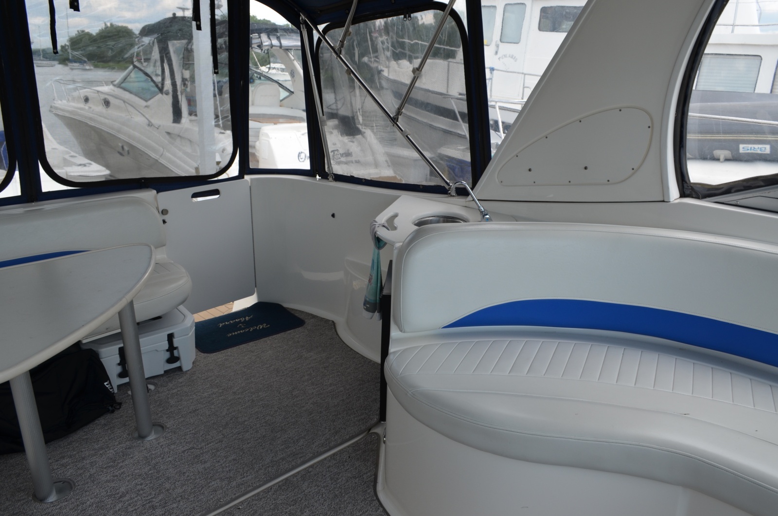 35ft Bayliner Yacht For Sale