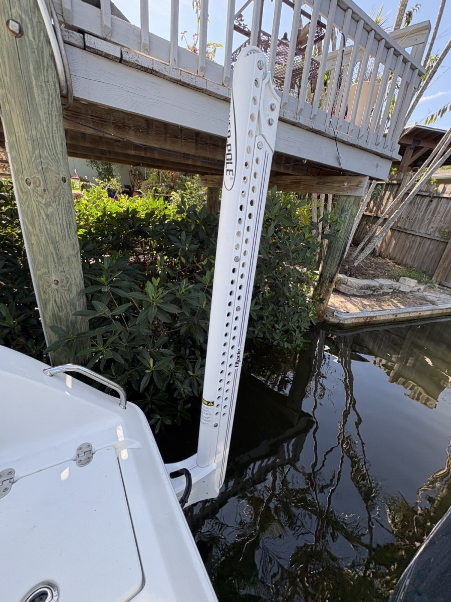 22' 2018 Sea Hunt 225 Ultra