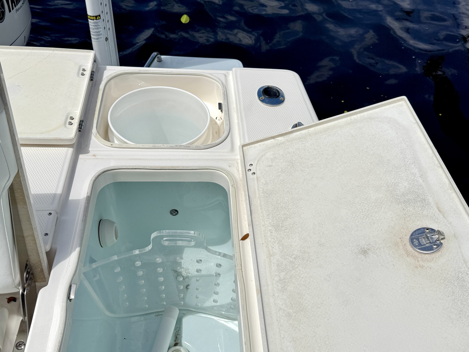 25' 2021 Robalo 