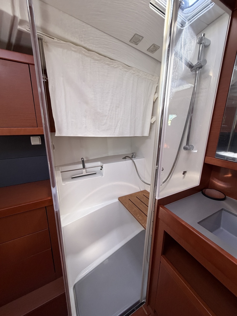 Pleiades 48ft Beneteau Yacht For Sale