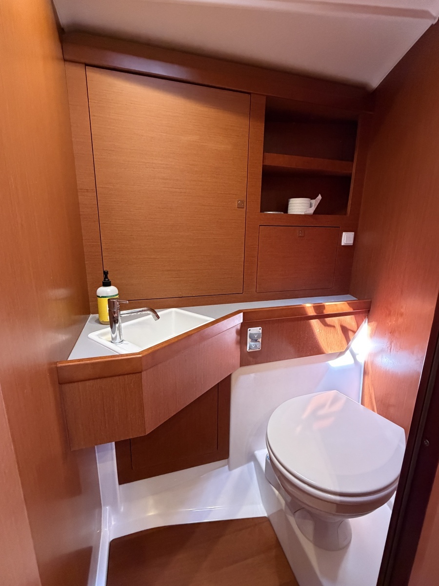 Pleiades 48ft Beneteau Yacht For Sale