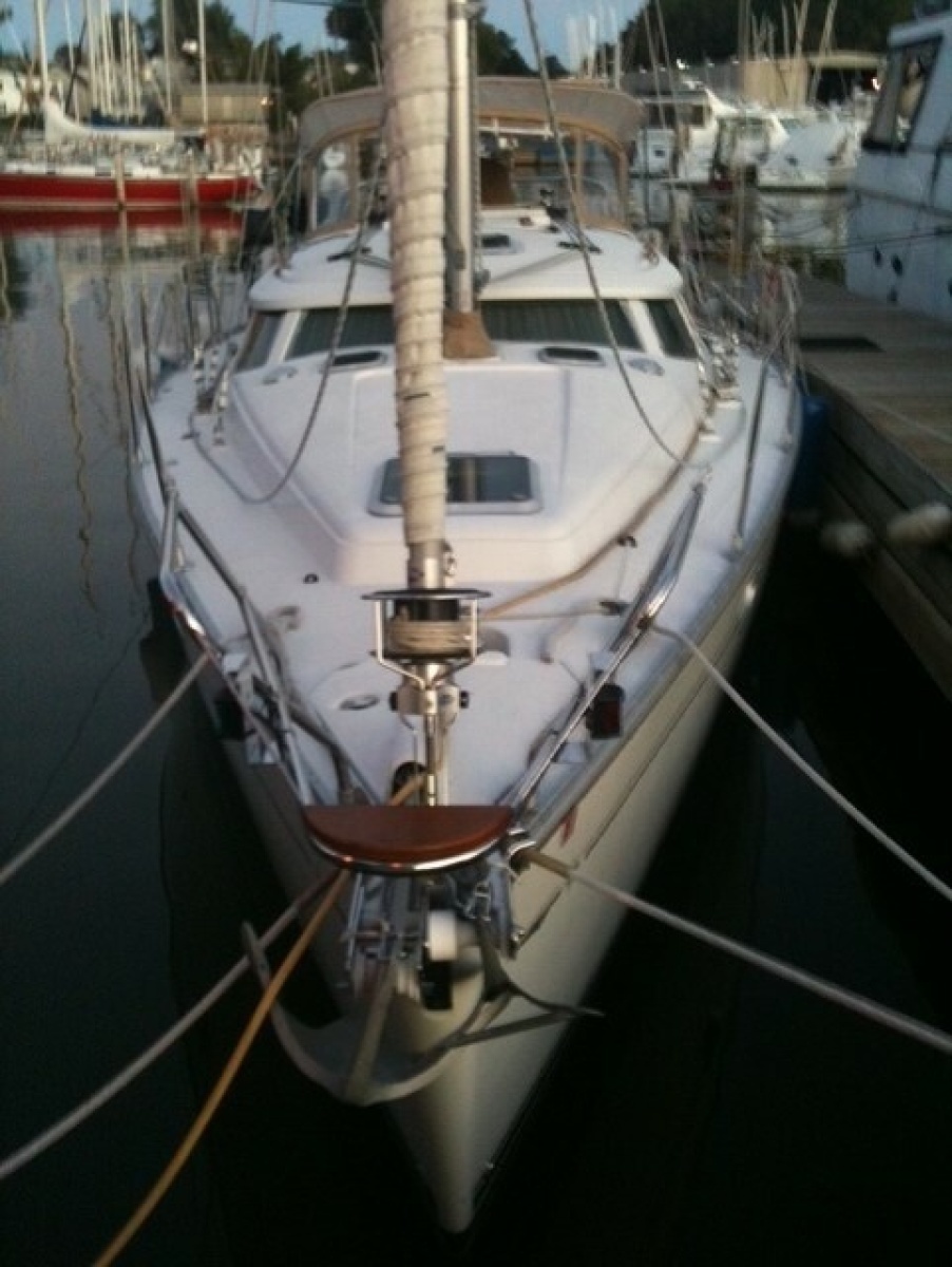 Independence 40ft Jeanneau Yacht For Sale