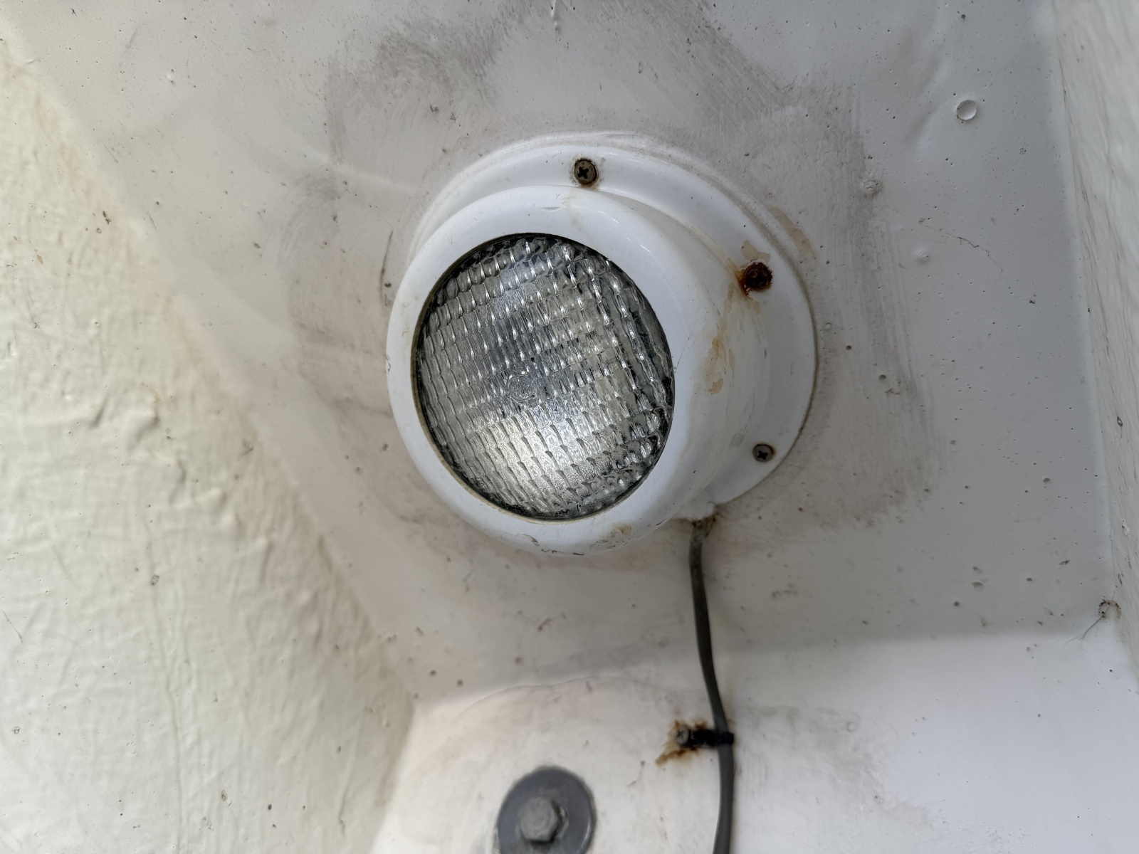 IN A MEETING 32ft Sea Ray Yacht For Sale