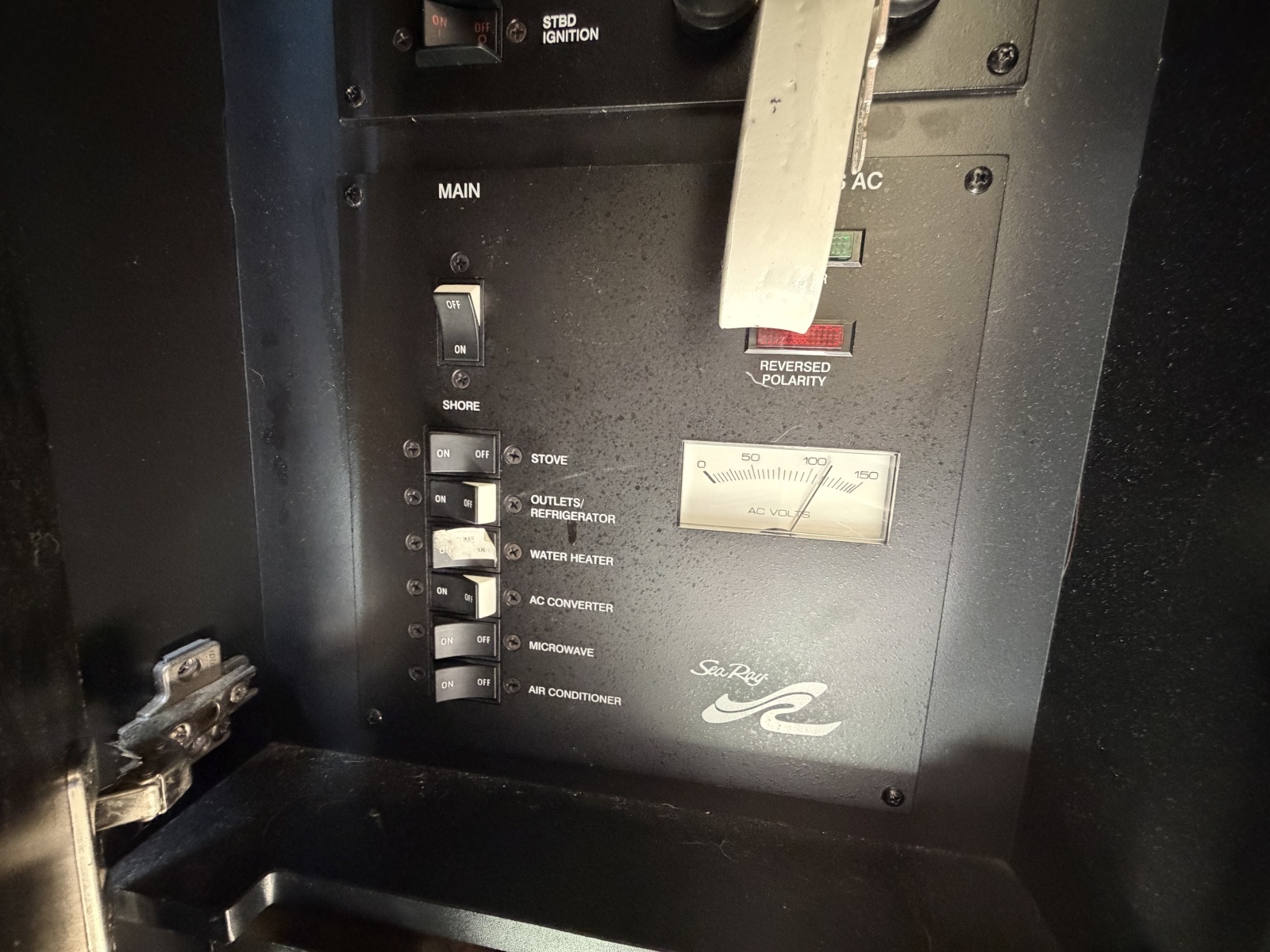 IN A MEETING 32ft Sea Ray Yacht For Sale