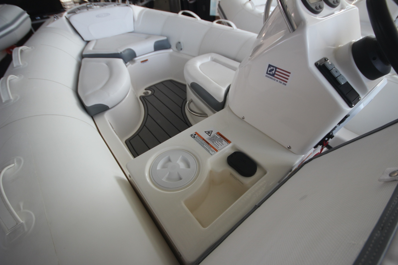Boat Show Special Pricing 14ft Zodiac Yacht For Sale