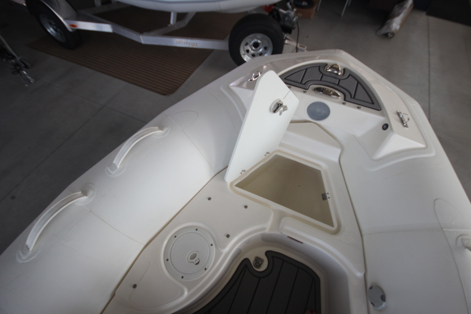 Boat Show Special Pricing 14ft Zodiac Yacht For Sale