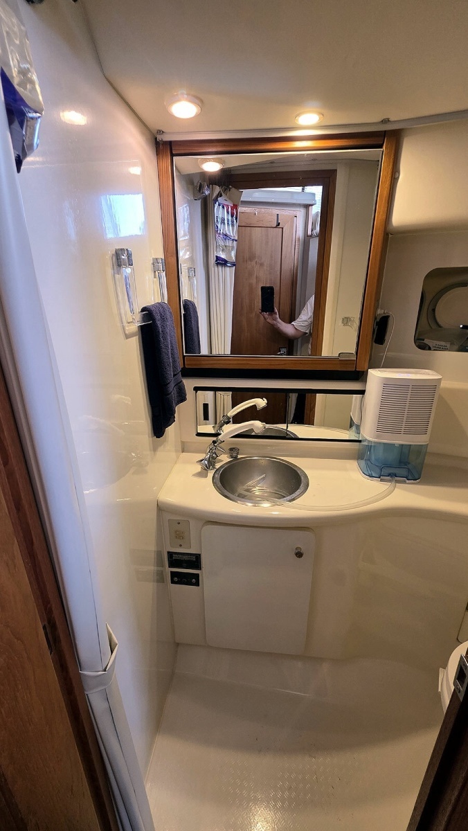 Guest Wet Head Vanity