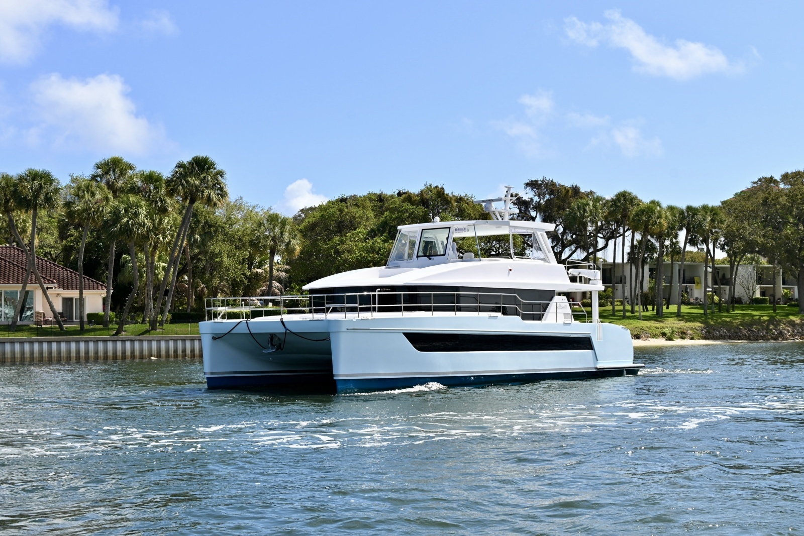 Two Oceans 555 - Profile