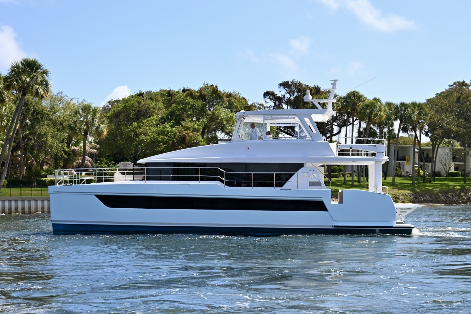 Two Oceans 555 - Profile