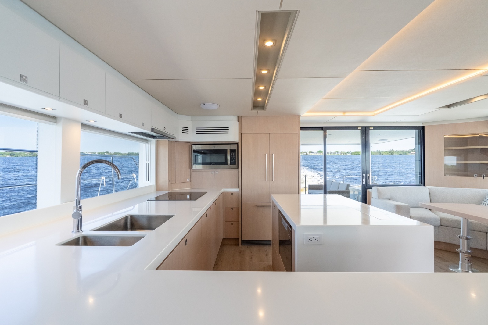 Two Oceans 555- 