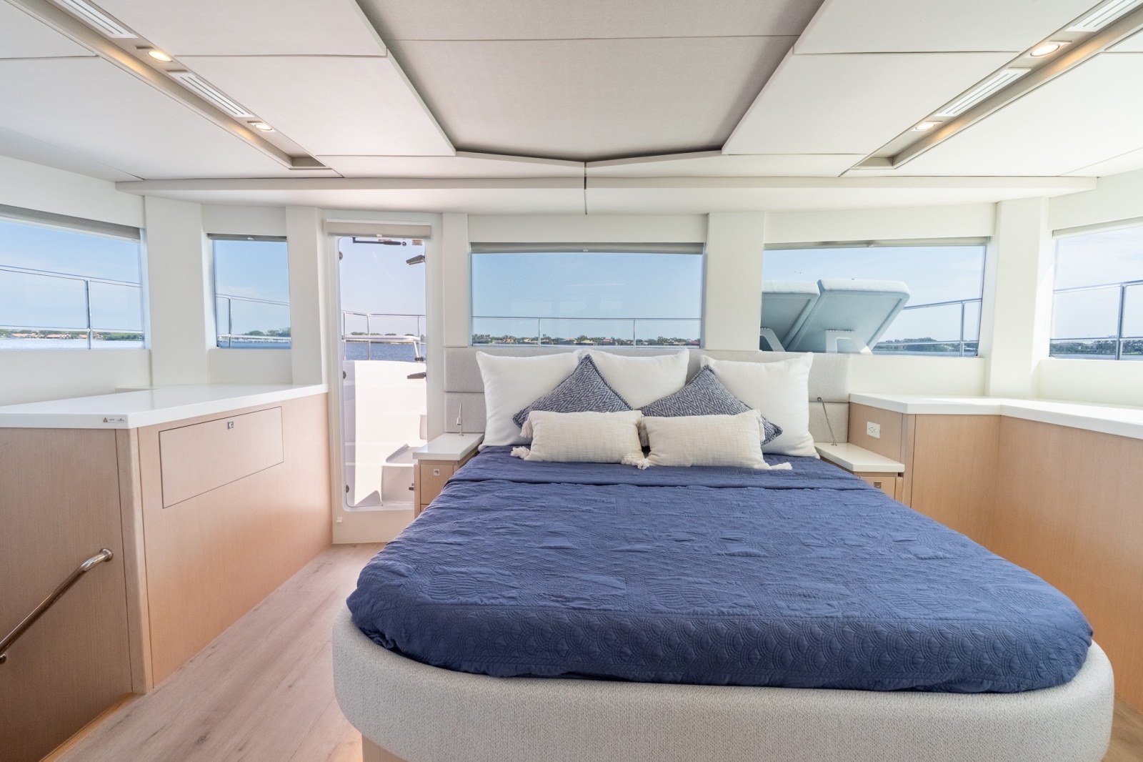 Two Oceans 555- 